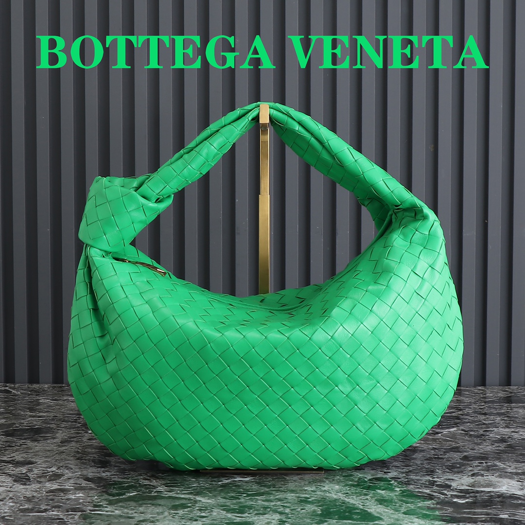 Bottega Veneta Hobo Bags